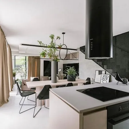 Chic Villa Srima