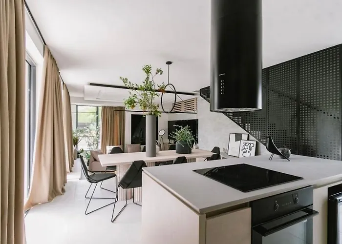 Chic 别墅 斯里马